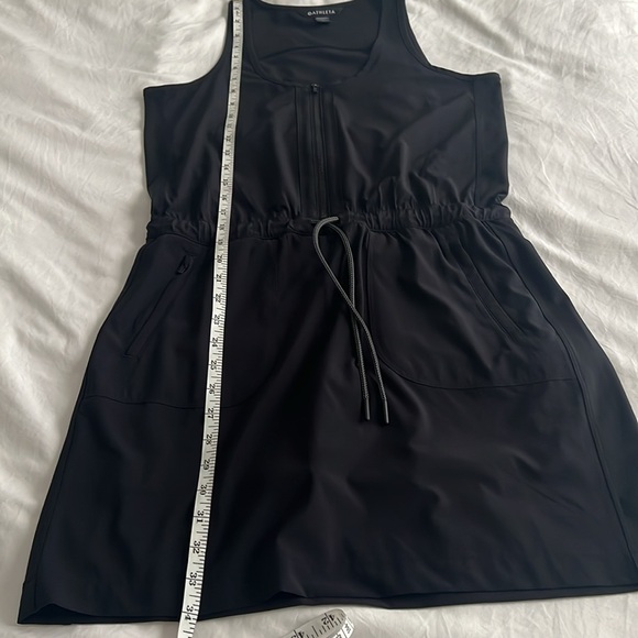 Athleta Black expedition dress NWOT size 2 - Picture 8 of 8